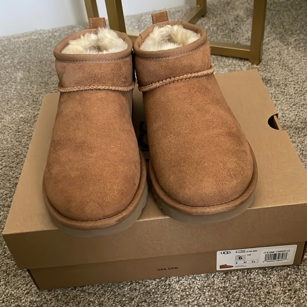 Short Ugg Boots